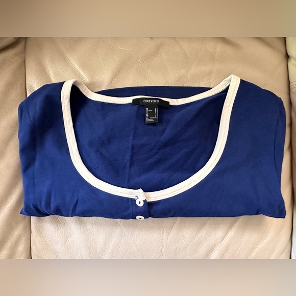 SOLD Navy Blue Valley Girl Stretch Crop Top - Size Large with White Button-Up - Picture 2 of 2
